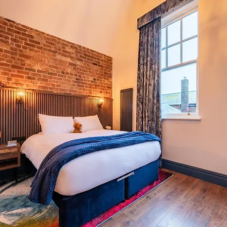 The Old Lyric Hall - A St David 4* Barrow-in-Furness