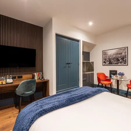 The Old Lyric Hall - A St David Lejlighedshotel 4*