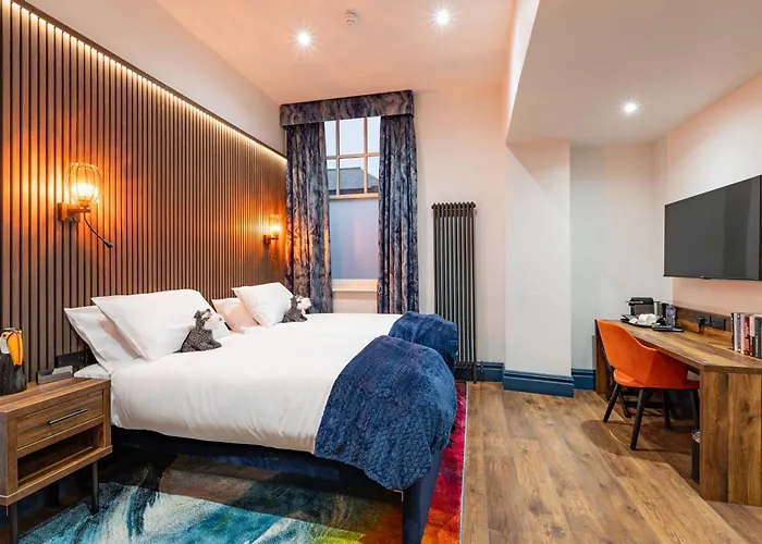 The Old Lyric Hall - A St David 4*